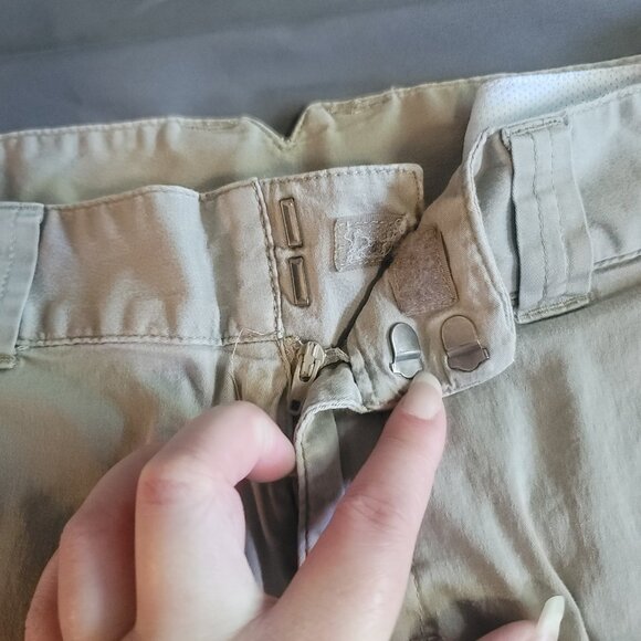 The North Face Bermuda Shorts Womens 12 Tan Brown Cotton Stretch Outdoors Hike - Picture 6 of 13